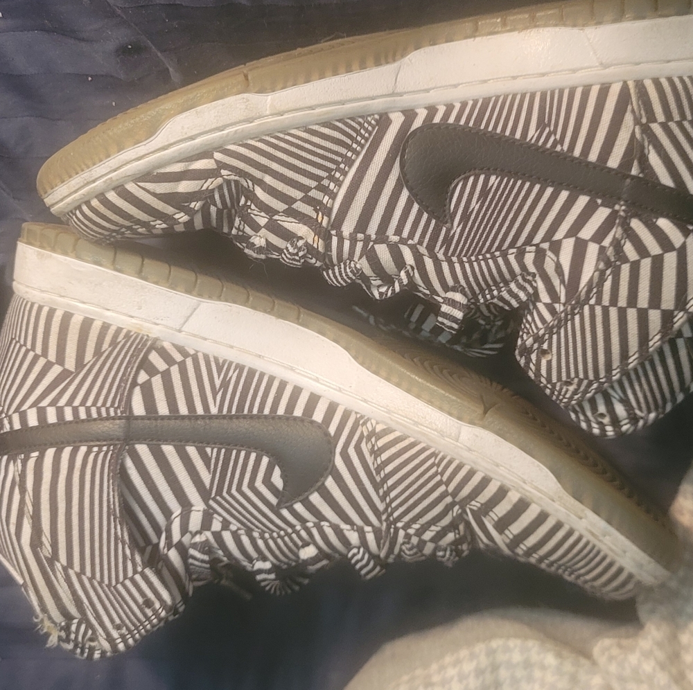 Nike Dunk SB "Concept Car" BOTTOM PRICE B4 I KEEP